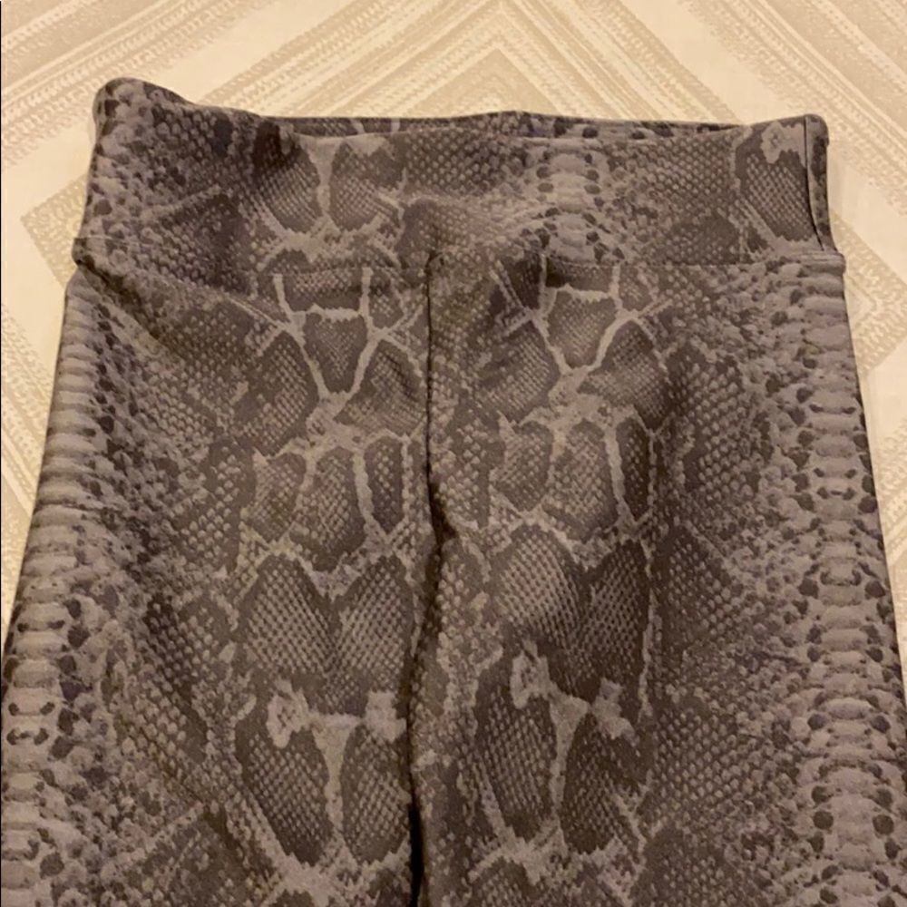Koral Drive Python Printed High-Rise Leggings NWT - image 6